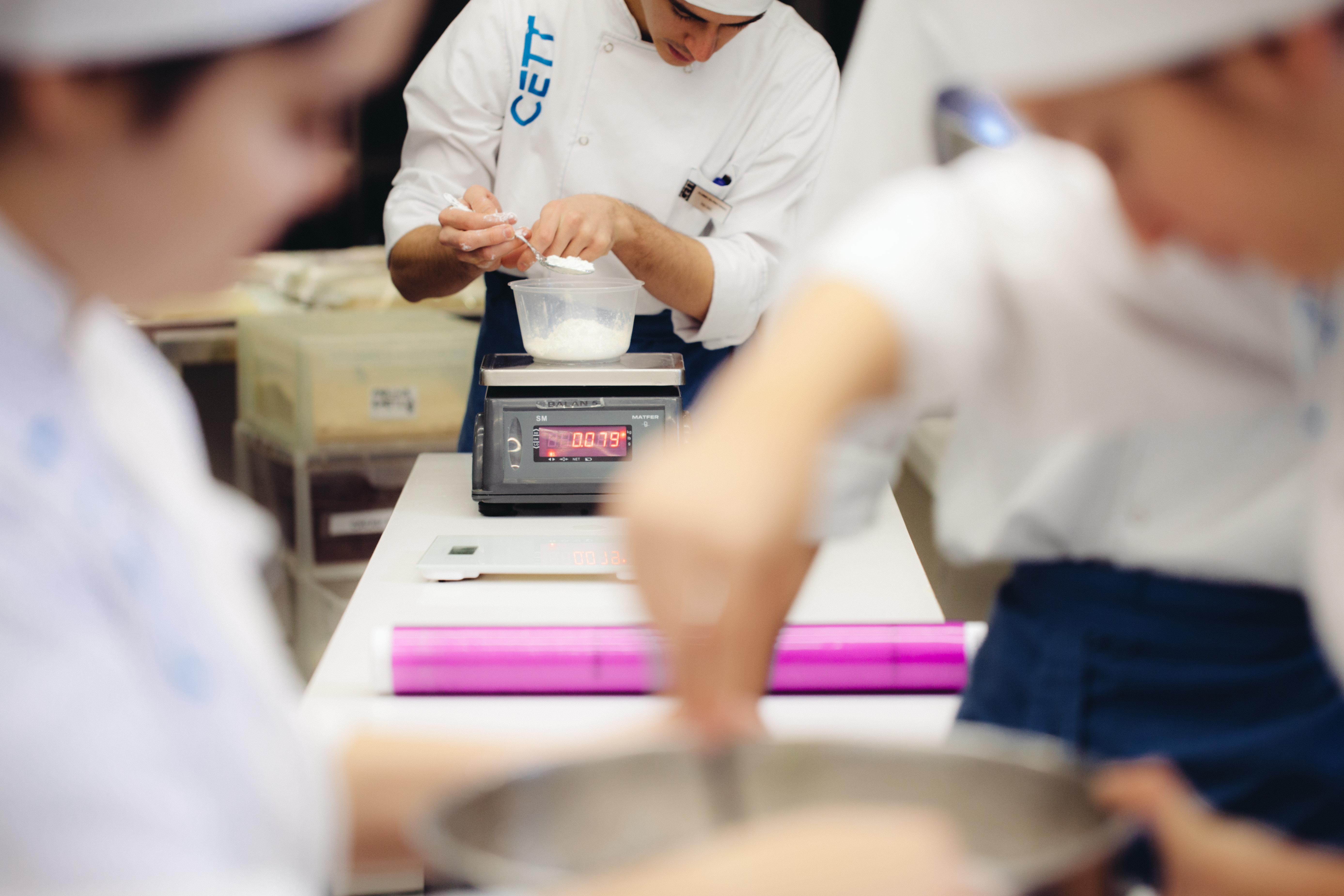 Fotografía de: Ciclo Grado Medio Cocina-Gastronomía y Pastelería | Aula Restaurant